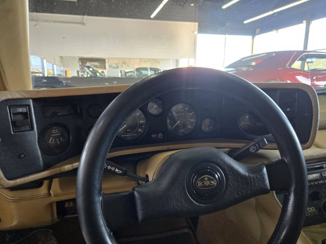 Lotus-Esprit-1987-Coupe-7