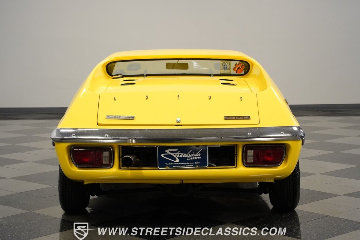 Lotus-Europa-1972-Coupe-10