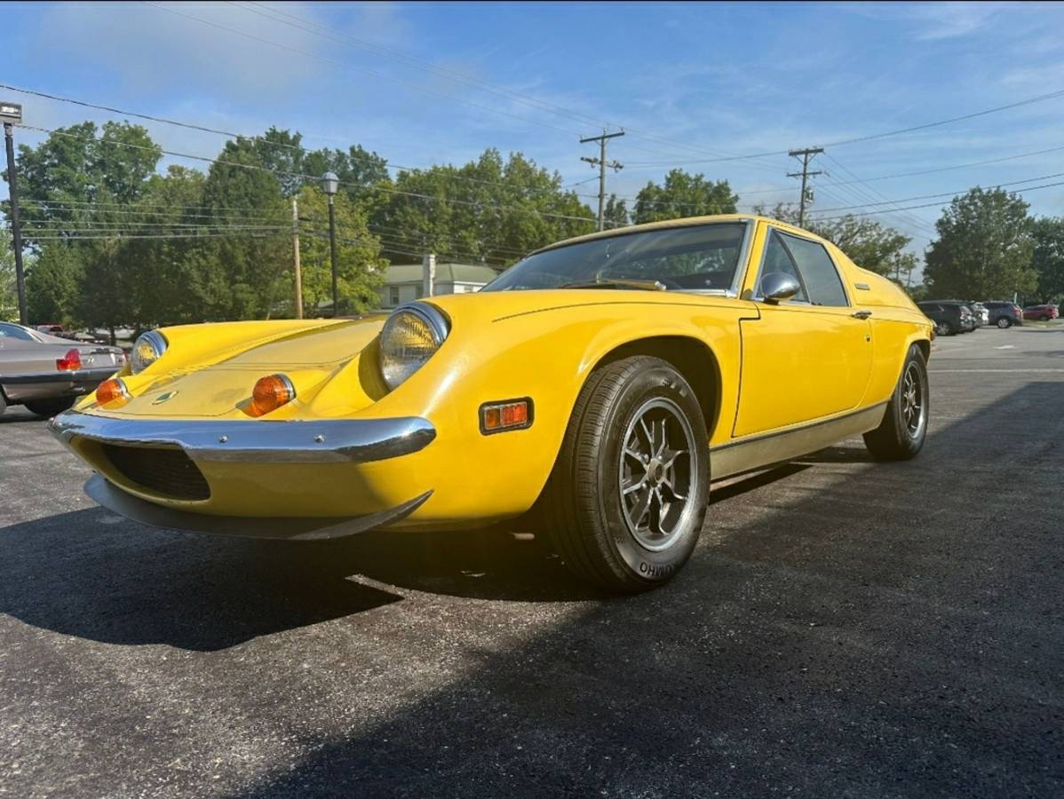 Lotus-europa-1974-yellow-1