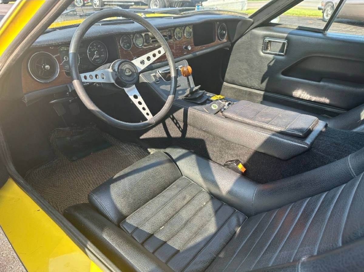 Lotus-europa-1974-yellow-2