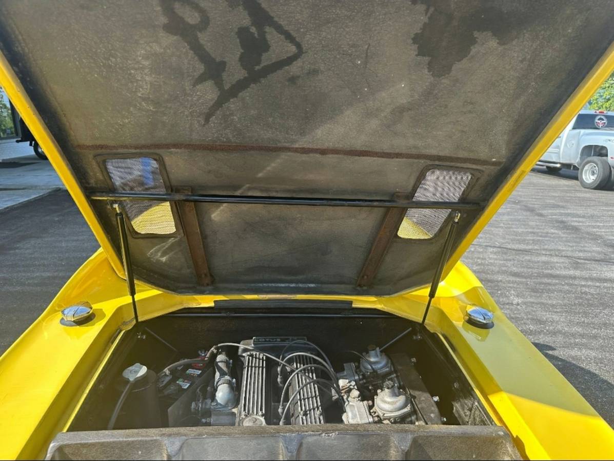 Lotus-europa-1974-yellow-4