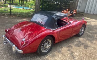 MG-MGA-1956-Convertible-4