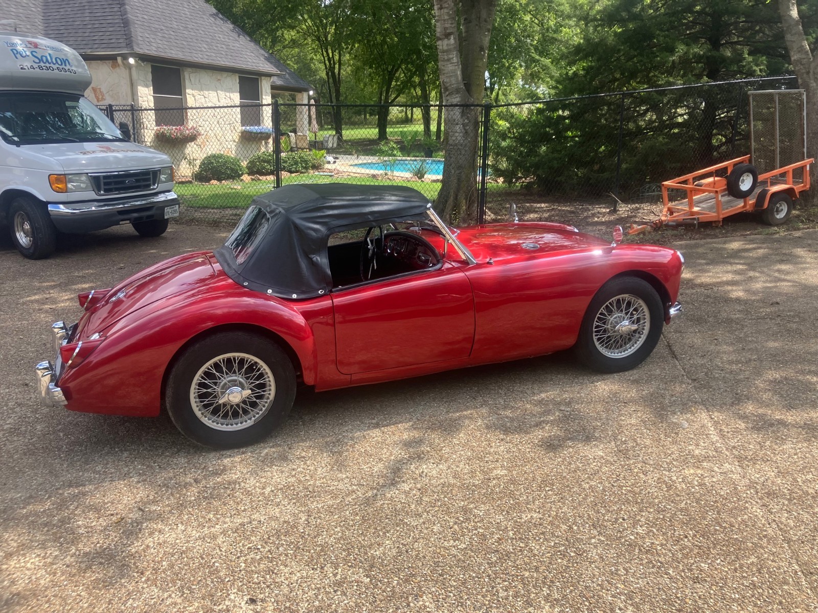 MG-MGA-1956-Convertible-5