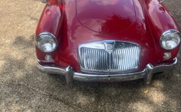 MG-MGA-1956-Convertible-7