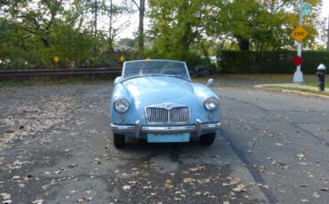 MG-MGA-1961-Convertible-29
