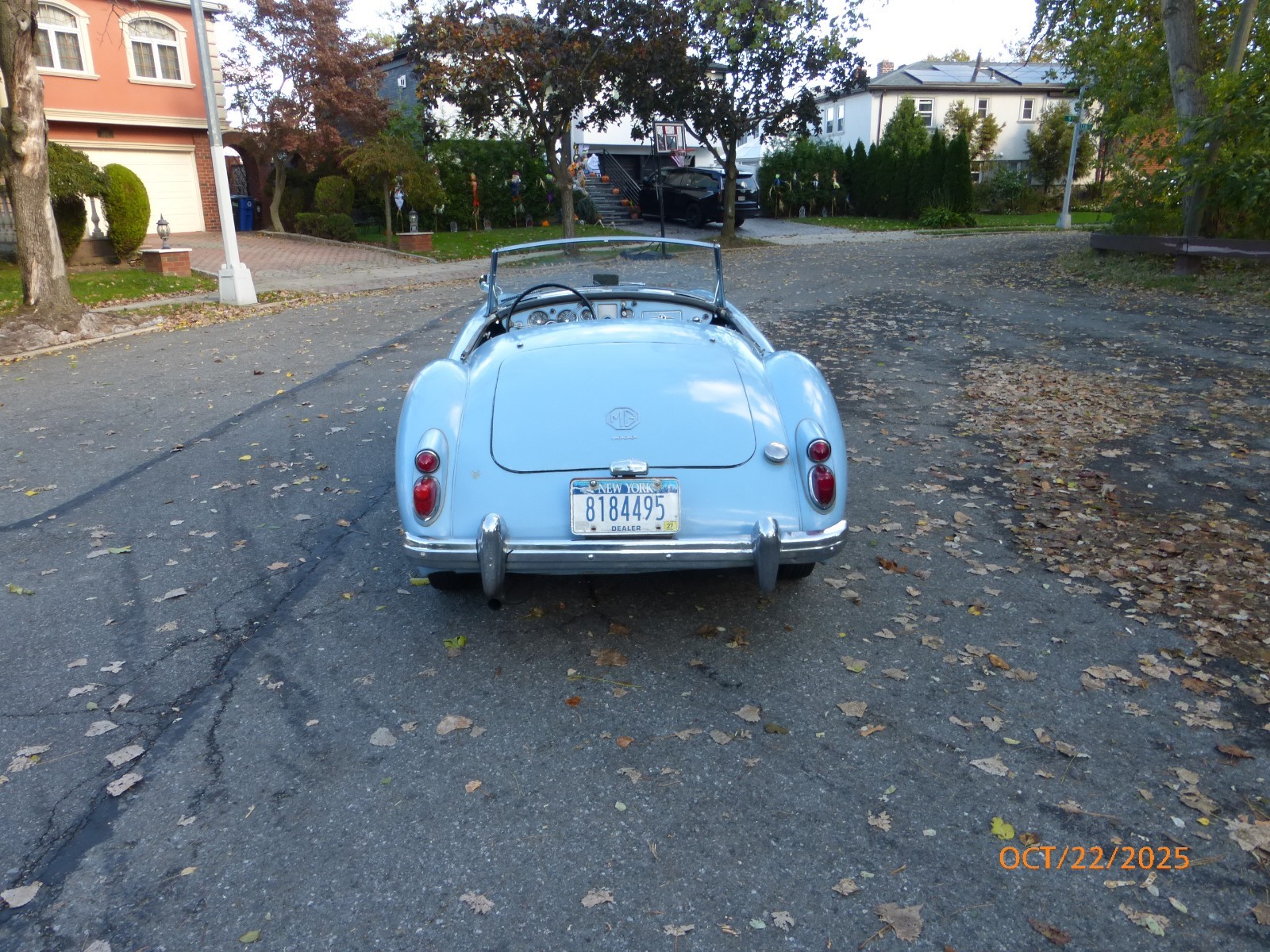 MG-MGA-1961-Convertible-3