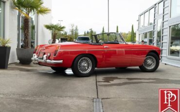 MG-MGB-1965-Roadster-6