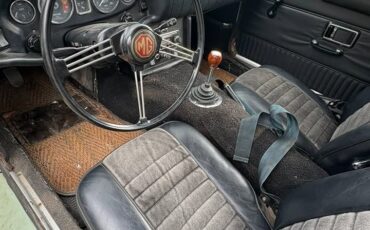 MG-MGB-1969-Hatchback-13