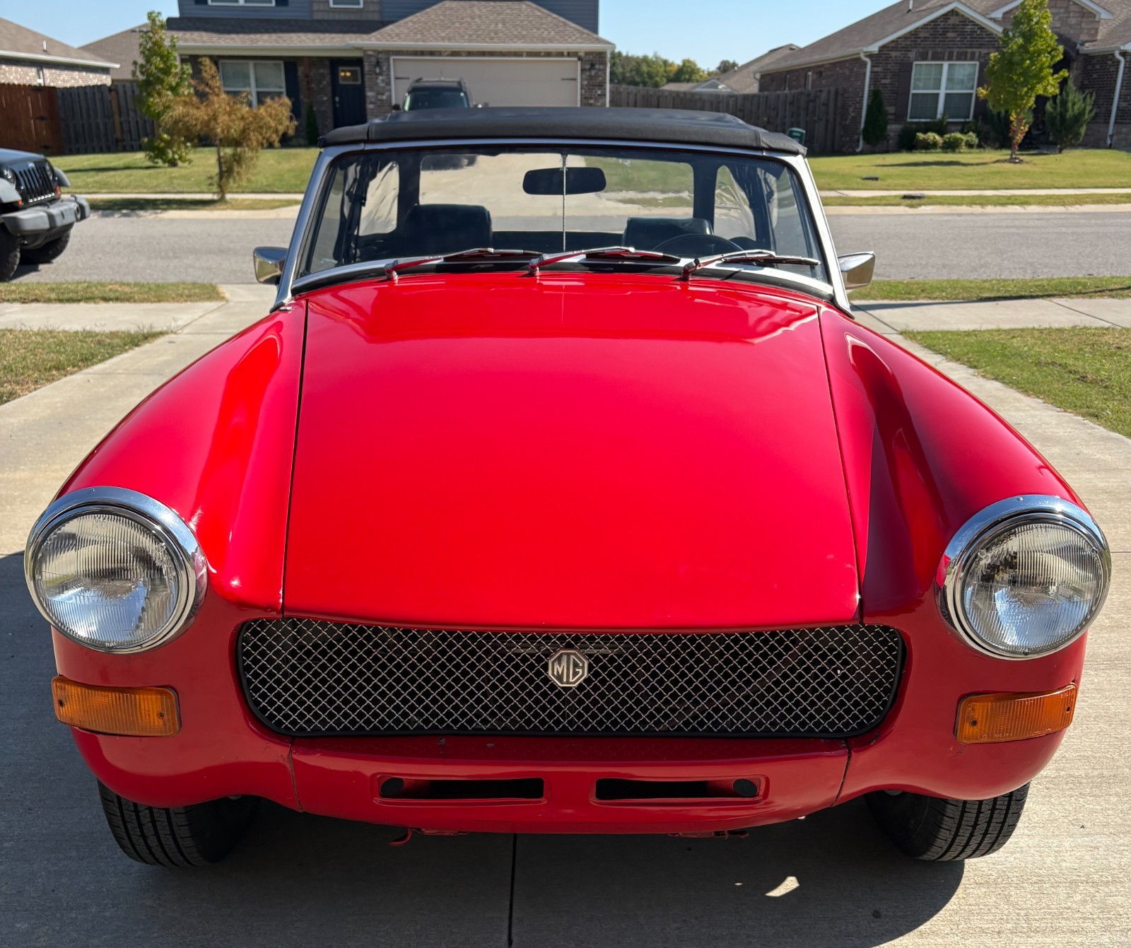 MG-Midget-1976-Convertible-2