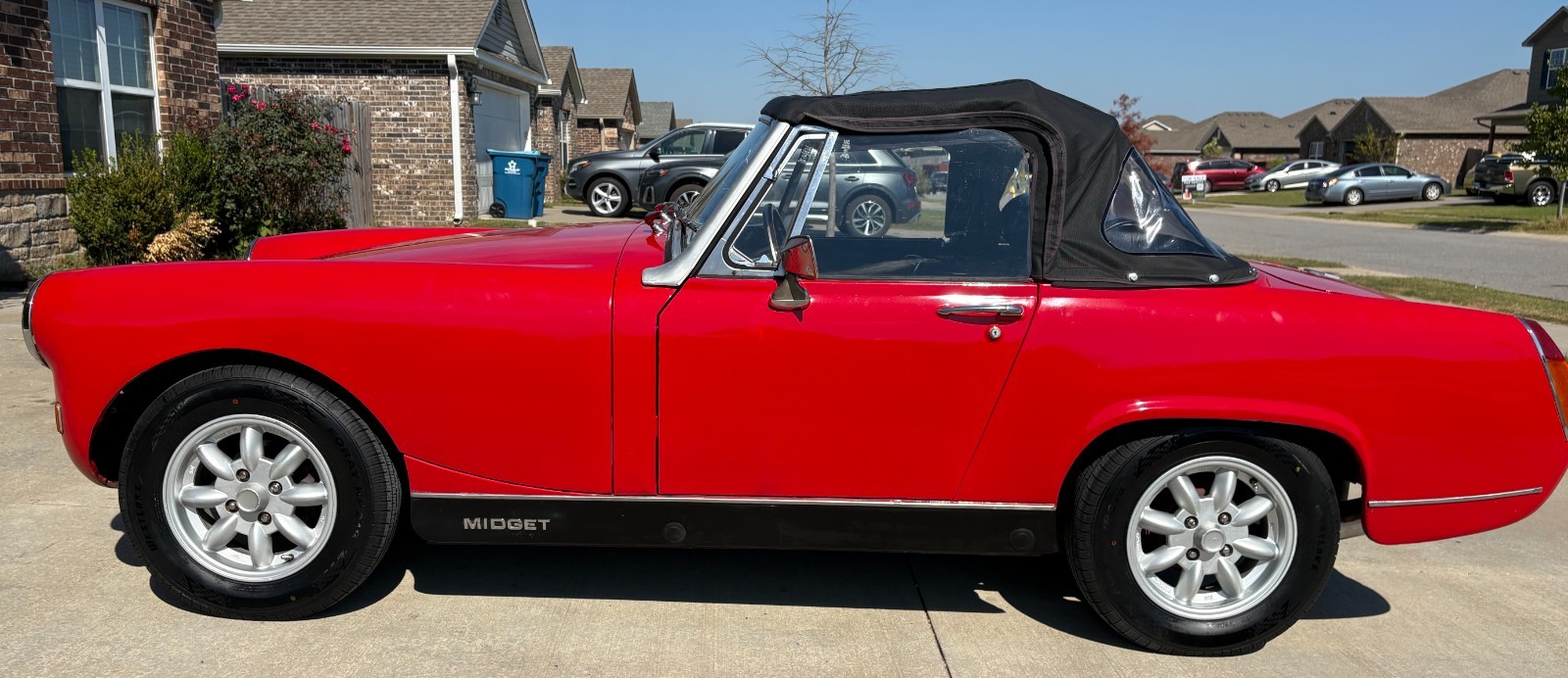 MG-Midget-1976-Convertible-4