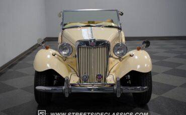 MG-T-Series-1952-Convertible-16