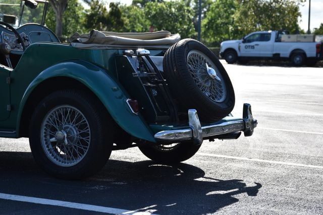 MG-T-Series-1954-Convertible-10