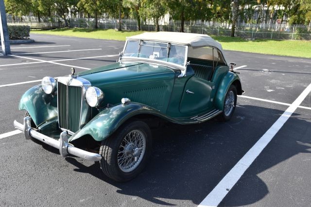 MG-T-Series-1954-Convertible-23