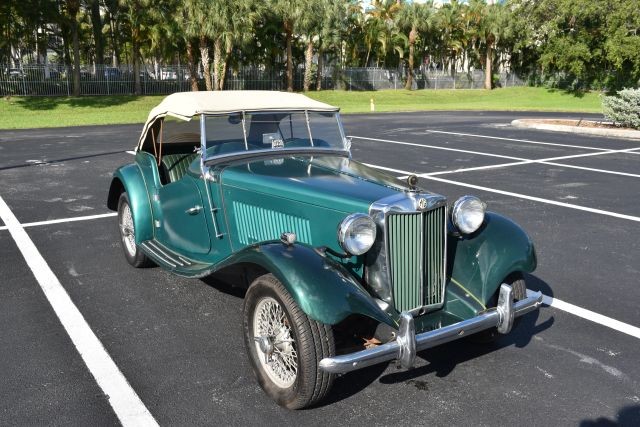 MG-T-Series-1954-Convertible-24