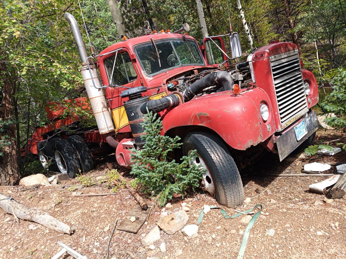 Mack-b61-diesel-1960