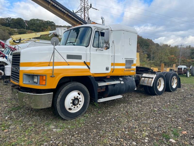 Mack-ch613-diesel-1991-yellow-24
