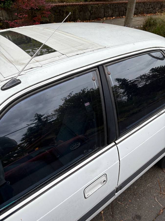 Mazda-626-1990-white-10
