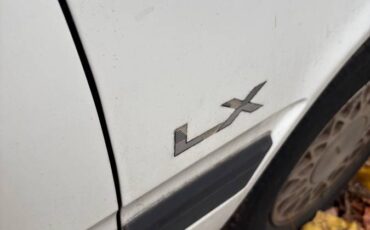 Mazda-626-1990-white-12