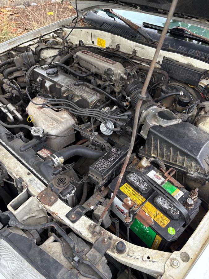 Mazda-626-1990-white-19