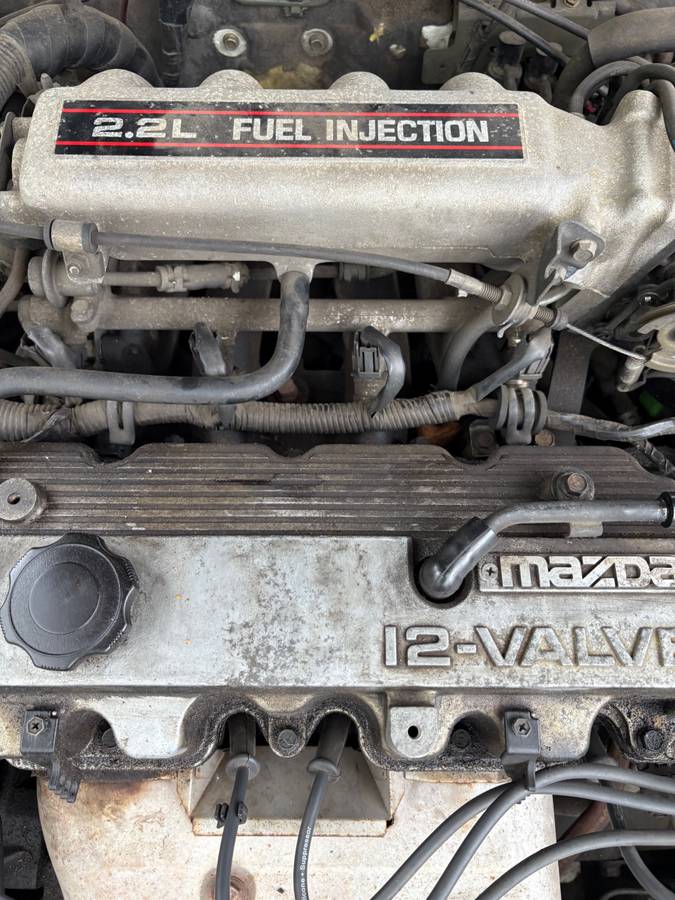 Mazda-626-1990-white-21