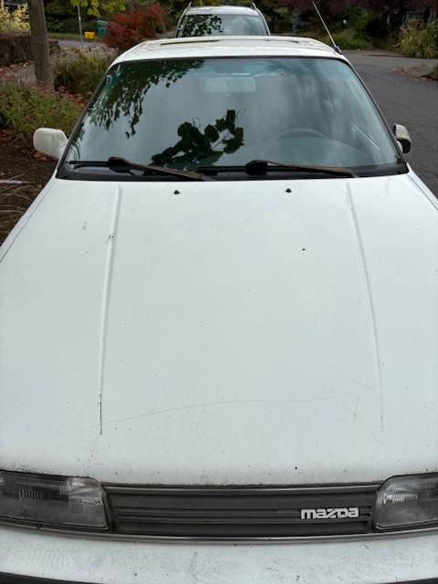 Mazda-626-1990-white-8
