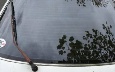 Mazda-626-1990-white-9