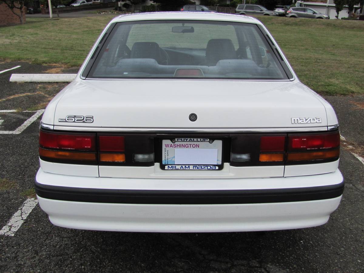 Mazda-626-1992-white-3