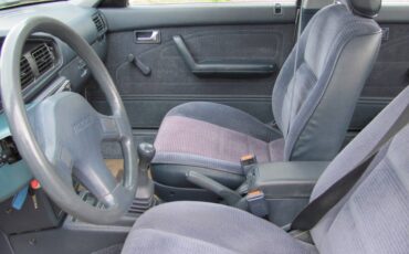 Mazda-626-1992-white-7