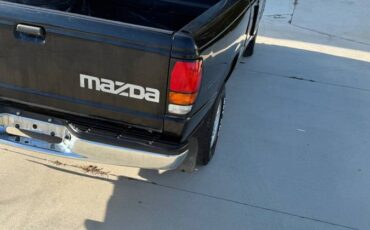 Mazda-b-cab-plus-truck-1996-black-4
