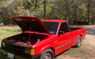 Mazda-b2000-1986-red-11