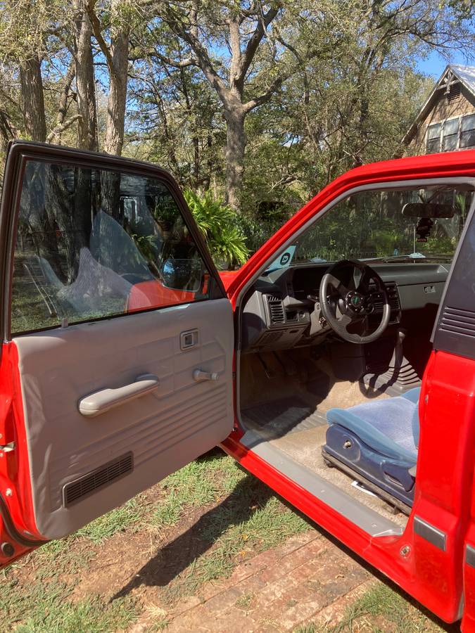 Mazda-b2000-1986-red-4
