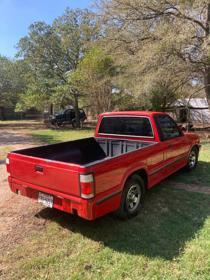Mazda-b2000-1986-red-5