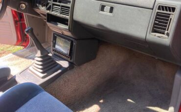 Mazda-b2000-1986-red-9