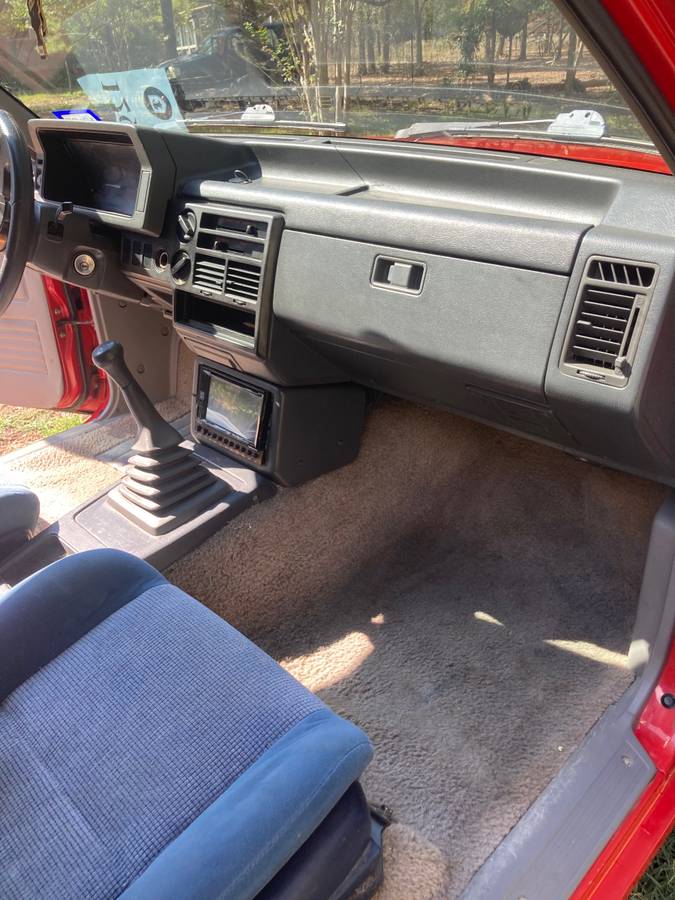 Mazda-b2000-1986-red-9