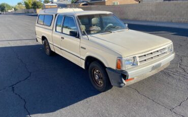 Mazda-b2200-1986