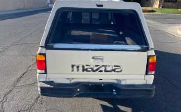 Mazda-b2200-1986-6