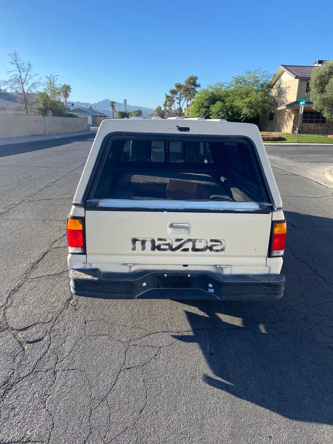Mazda-b2200-1986-6