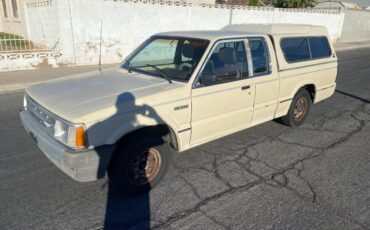 Mazda-b2200-1986-7