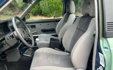 Mazda-b2200-1989-green-9