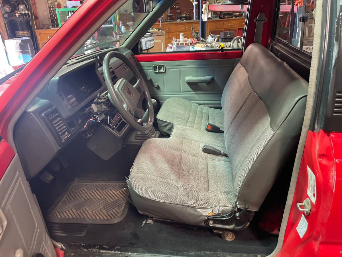 Mazda-b2600-4x4-1987-red-6