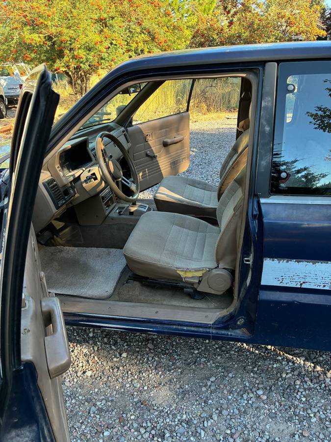 Mazda-b2600i-1991-4