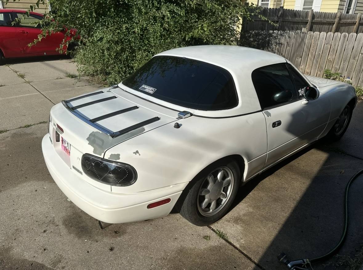 Mazda-miata-1992-white-5