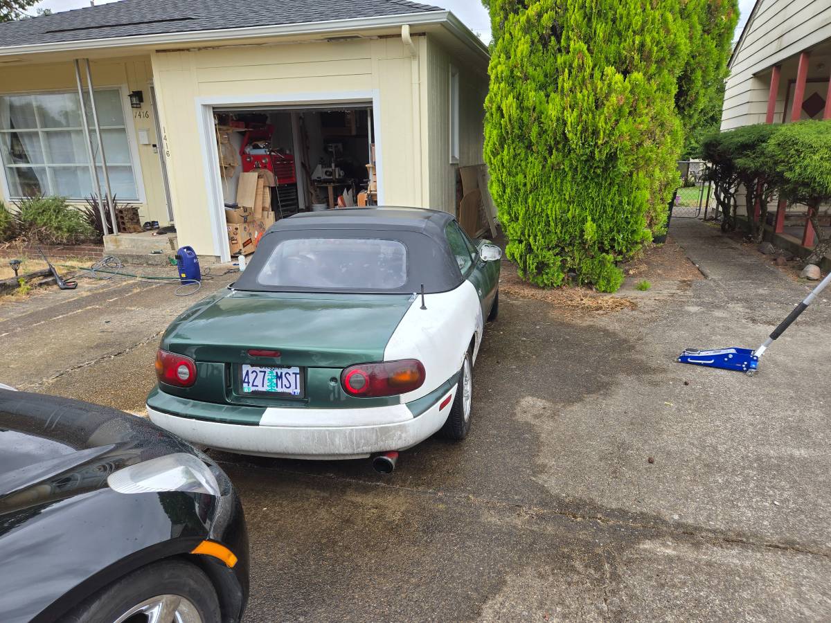 Mazda-miata-mx-5-1991-3