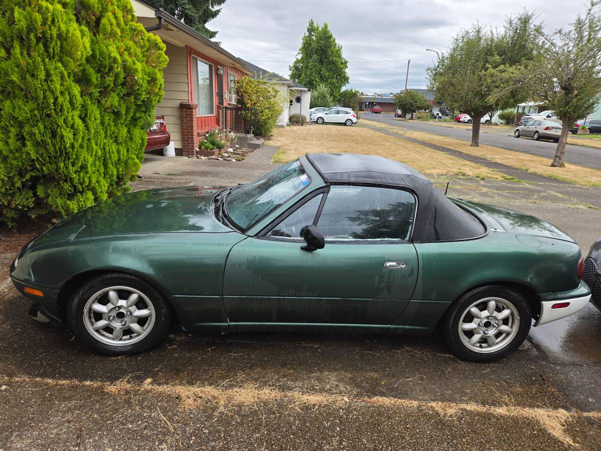 Mazda-miata-mx-5-1991