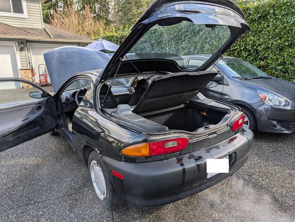 Mazda-mx-3-3dr-hatchback-base-coupe-1992-black-9