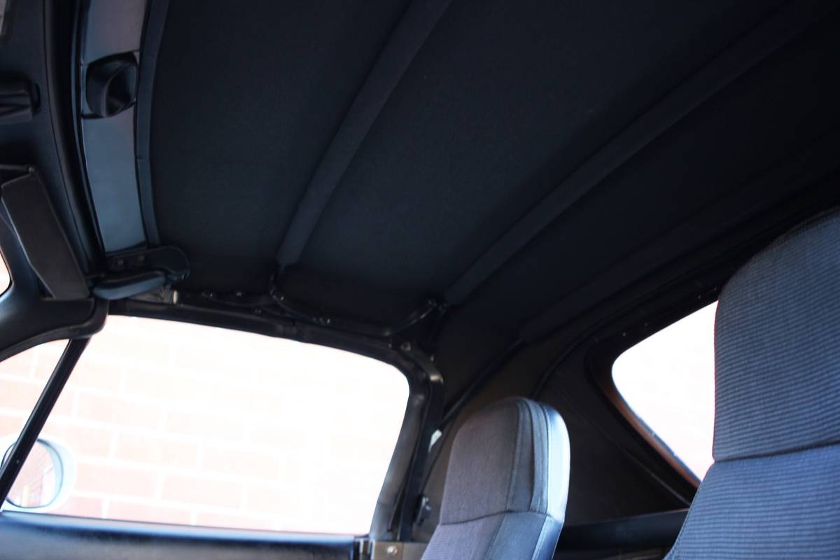 Mazda-mx-5-1994-white-19