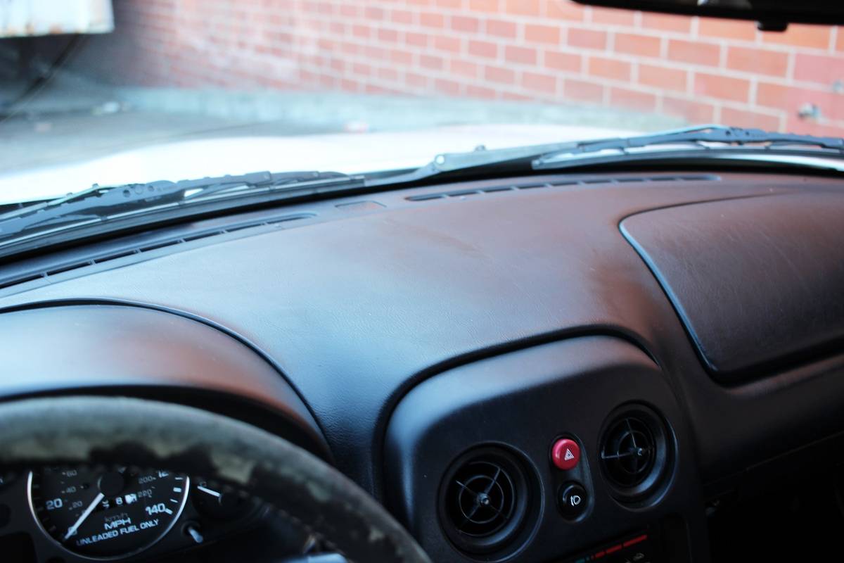 Mazda-mx-5-1994-white-23