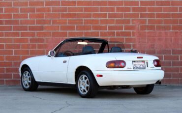 Mazda-mx-5-1994-white-8