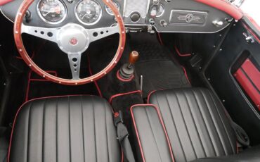 Mazda-mx-5-grand-touring-1962-red-29