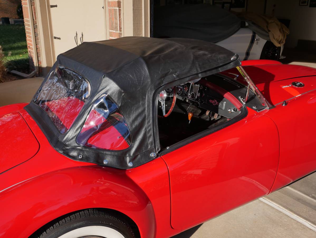 Mazda-mx-5-grand-touring-1962-red-36